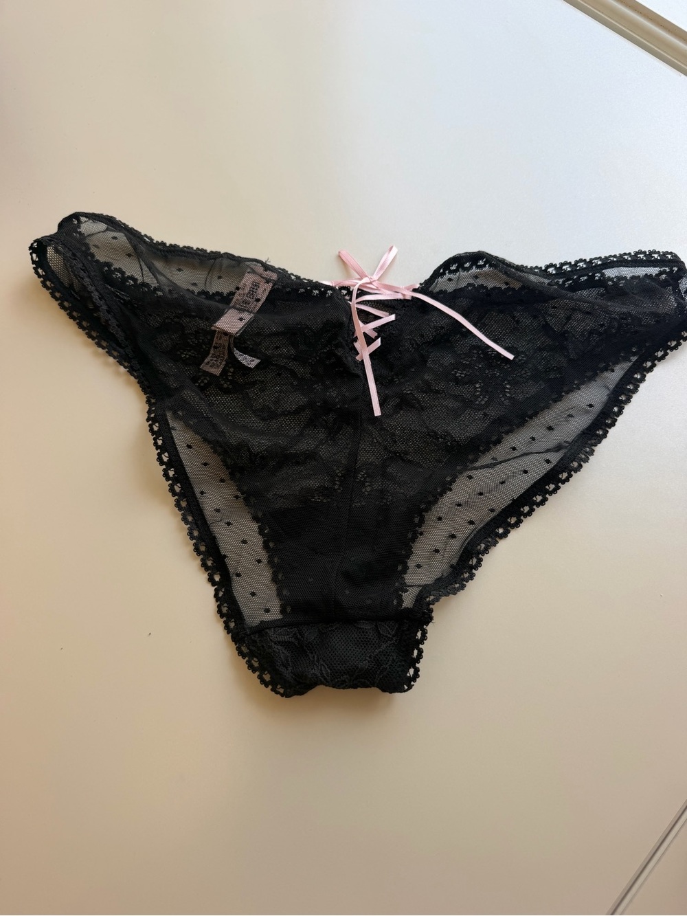 Victoria's Secret NWT Cheekini Black Lace Bikini Panty with Pink Ribbon XL